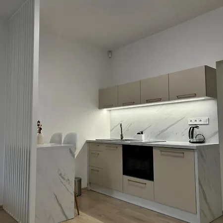 Ar Queen Island * Košice