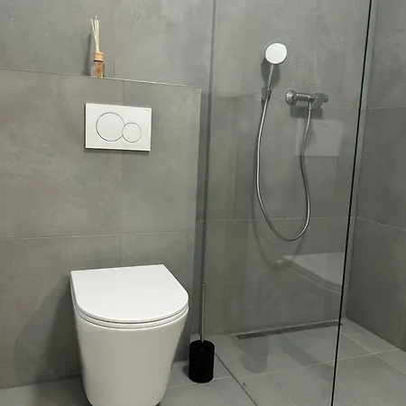 Ar Queen Island Apartment *