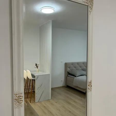 Apartment Ar Queen Island *